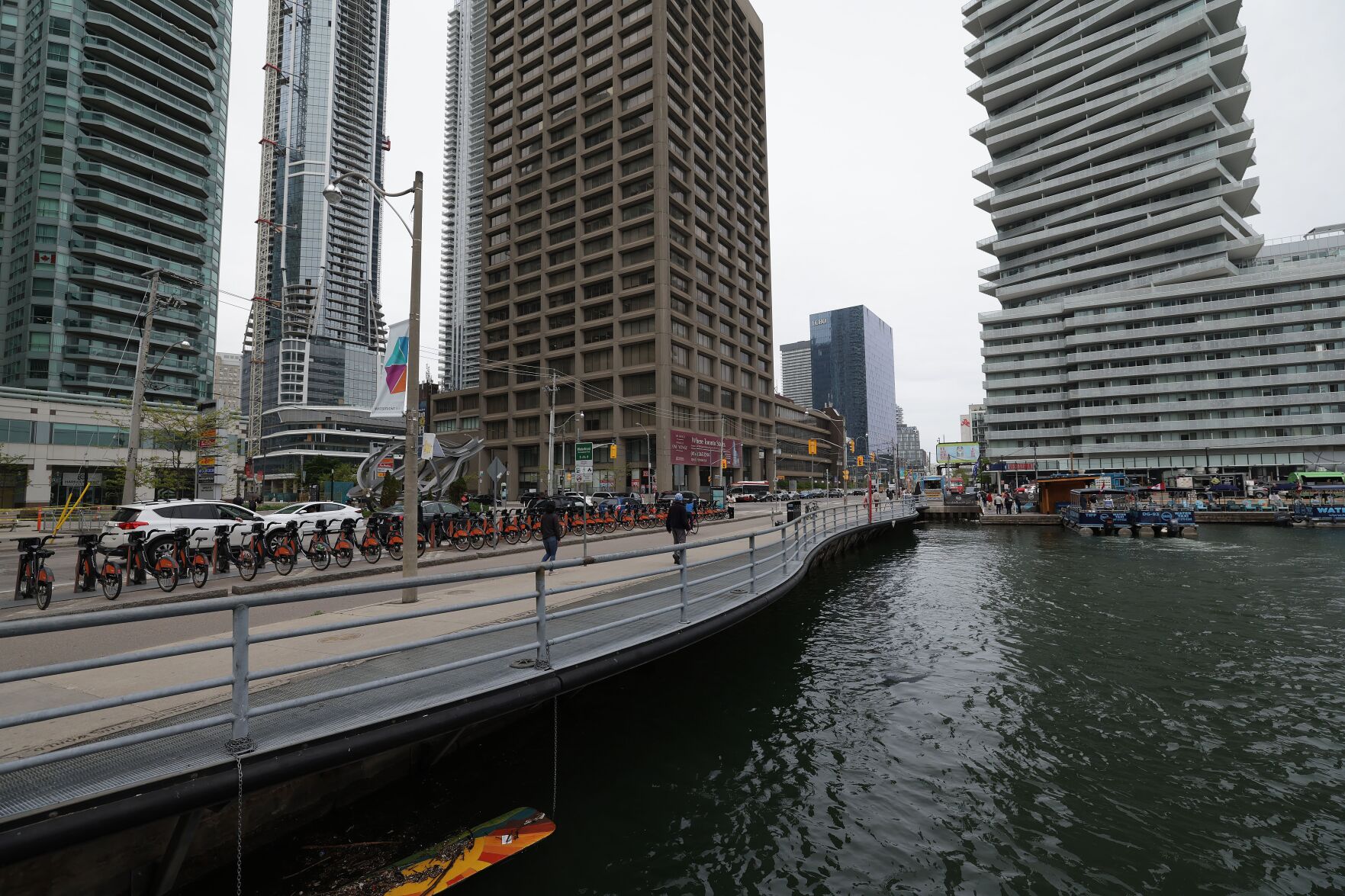 Yonge-Quay water’s edge.JPG
